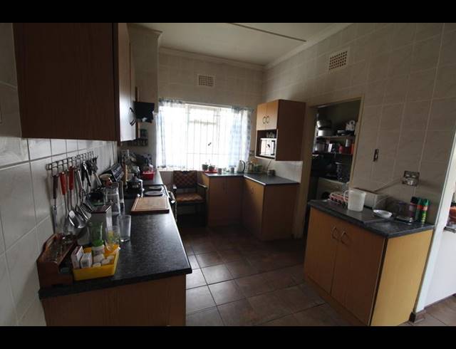 3 BEDROOM HOUSE FOR SALE IN ESCOMBE
